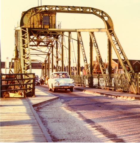 The Swing Bridge c1960s