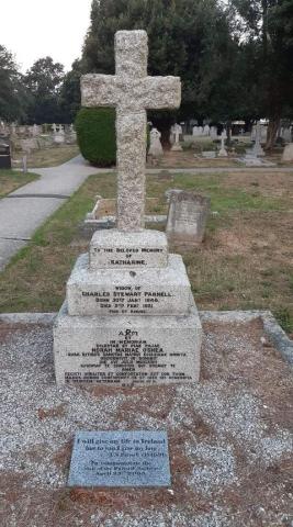 A cross shaped gravestone for Katherine Parnell in Littlehampton Cemetery